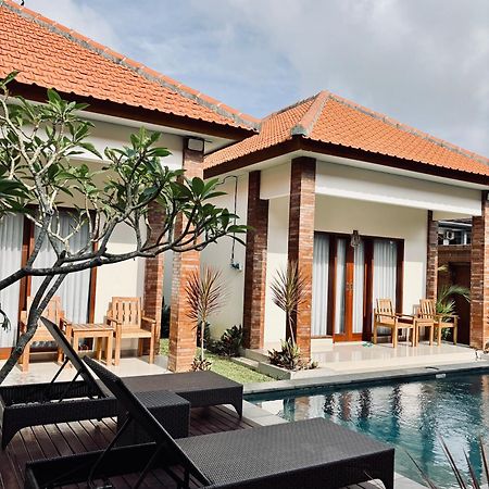 Kampana Homestay Uluwatu Екстериор снимка