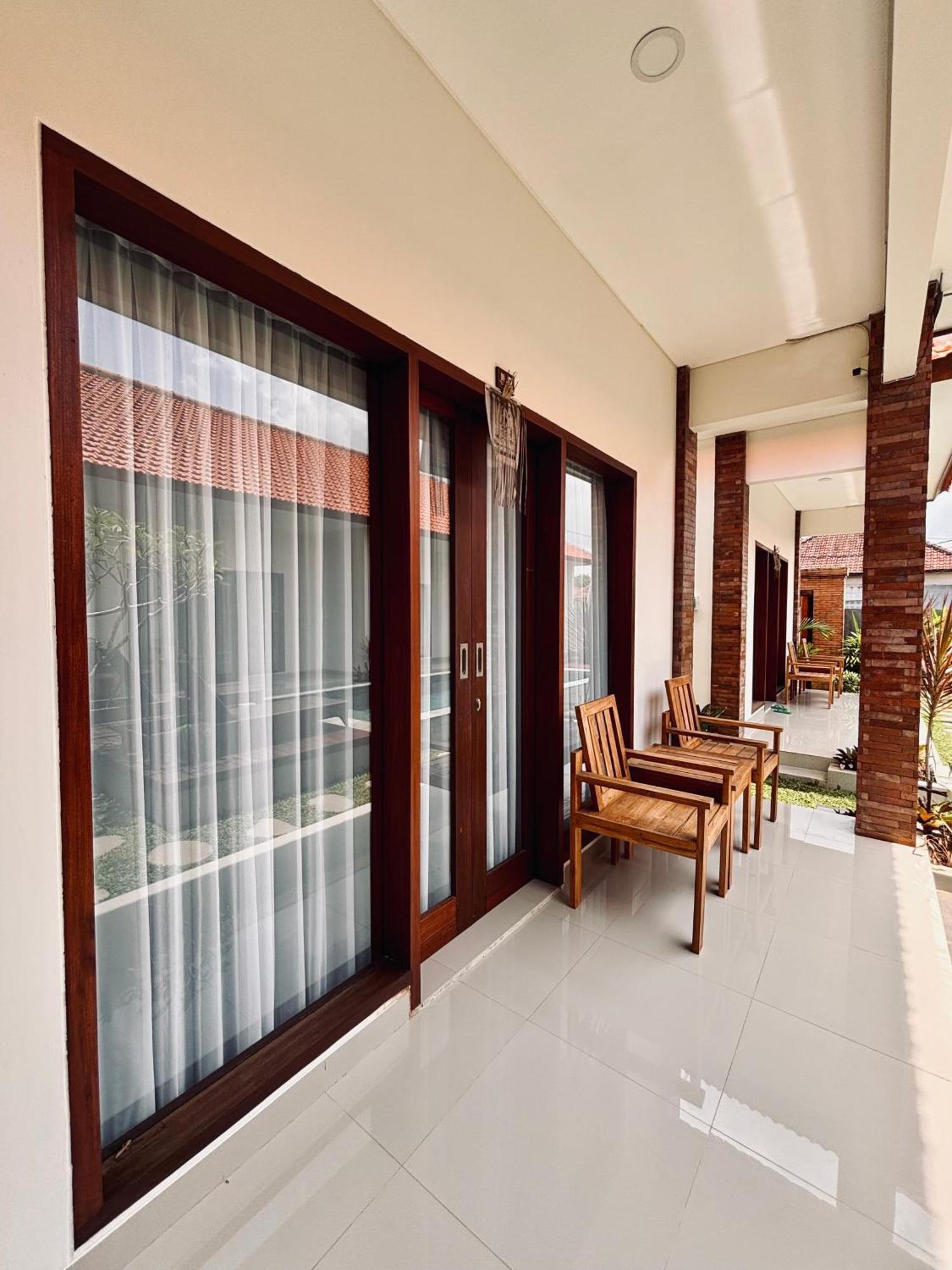 Kampana Homestay Uluwatu Екстериор снимка